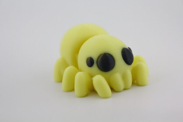 Spider fidget toy - moving body and multiple colours available including glow in the dark! scary! - Image 9