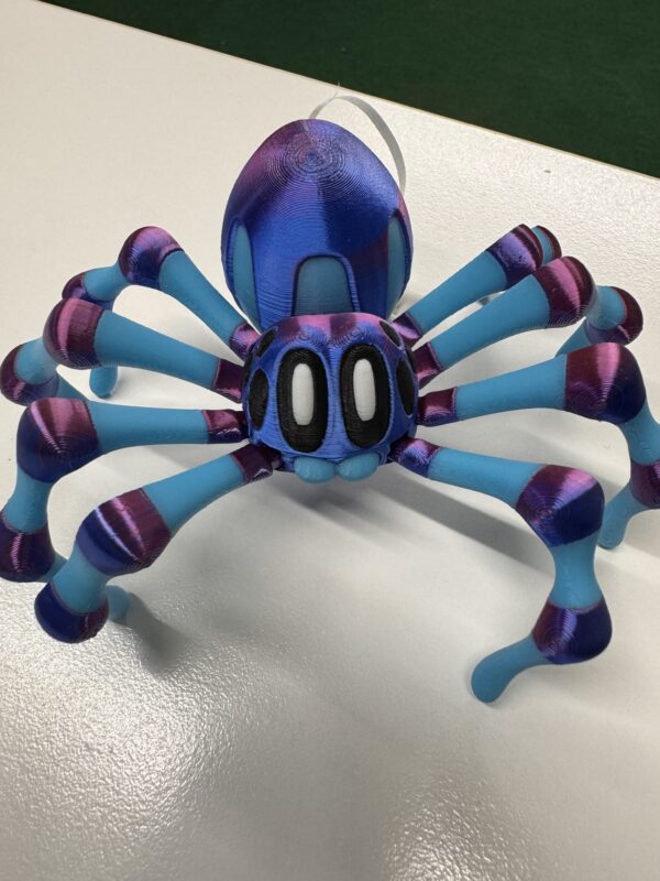 Magnetic Webbed Spider - Moving legs and retractable string for web - Image 4