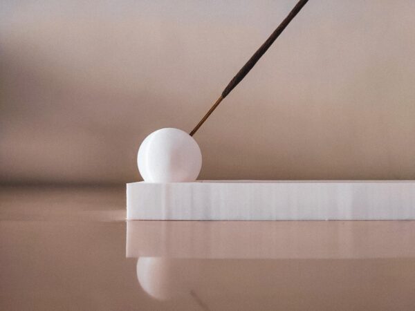 Minimalistic and modern Incense holder - choice of colour - Image 6