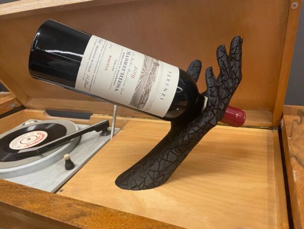 VinoGrace Elegance Wine Holder - Hand, bottle mount - Image 2