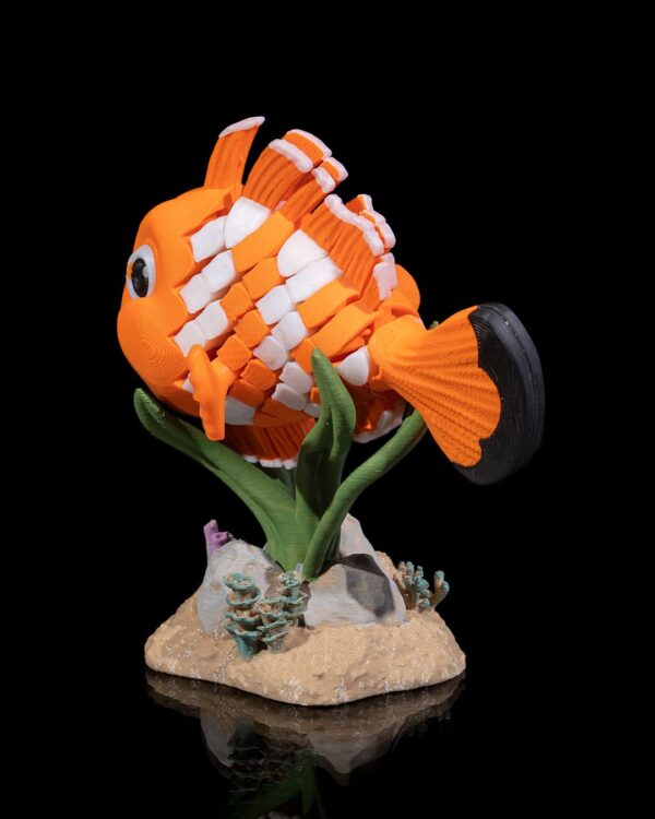 Flexi Nestor, The Clownfish Fidget Articulated Fish with Stand - Image 6