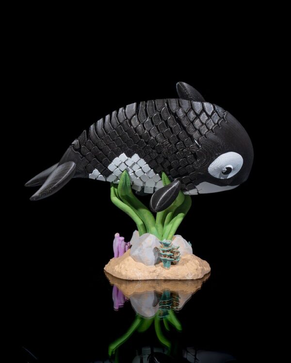 Flexi Oscar, The Orca Whale Fidget Toy with Stand - Image 3