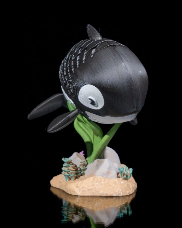 Flexi Oscar, The Orca Whale Fidget Toy with Stand - Image 2